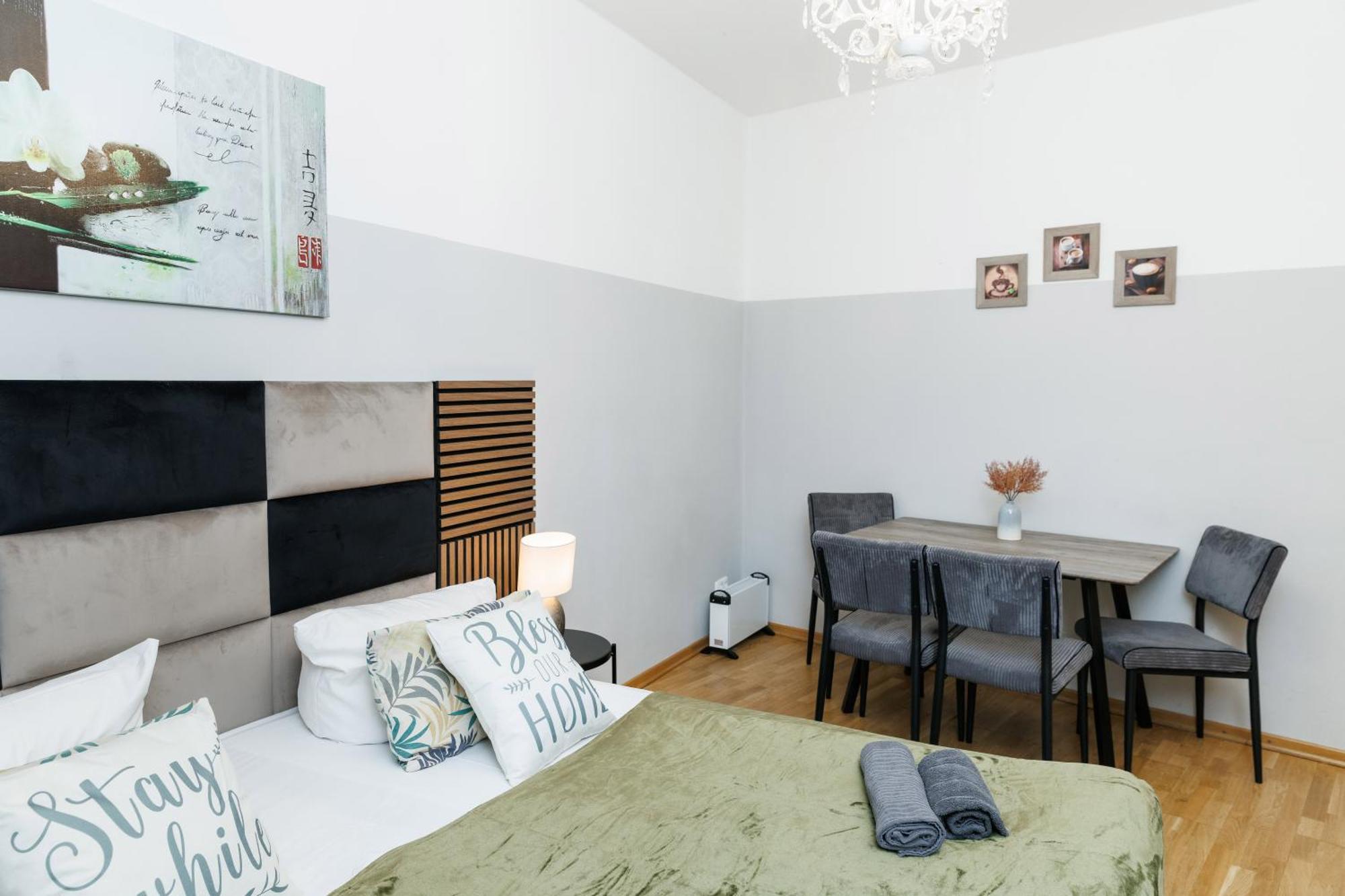 Grand Central Mitte Apartment Berlin Bagian luar foto