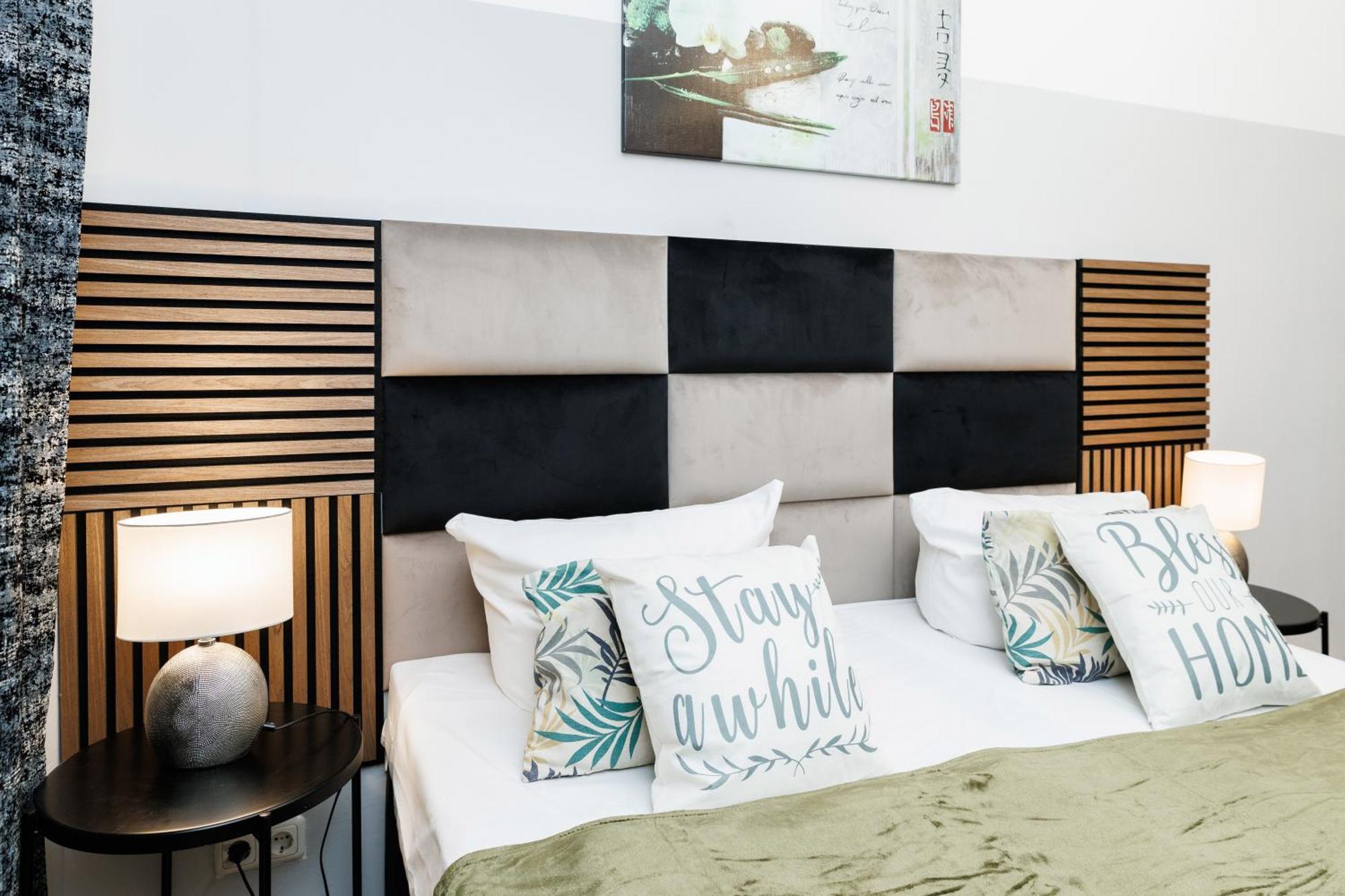 Grand Central Mitte Apartment Berlin Bagian luar foto