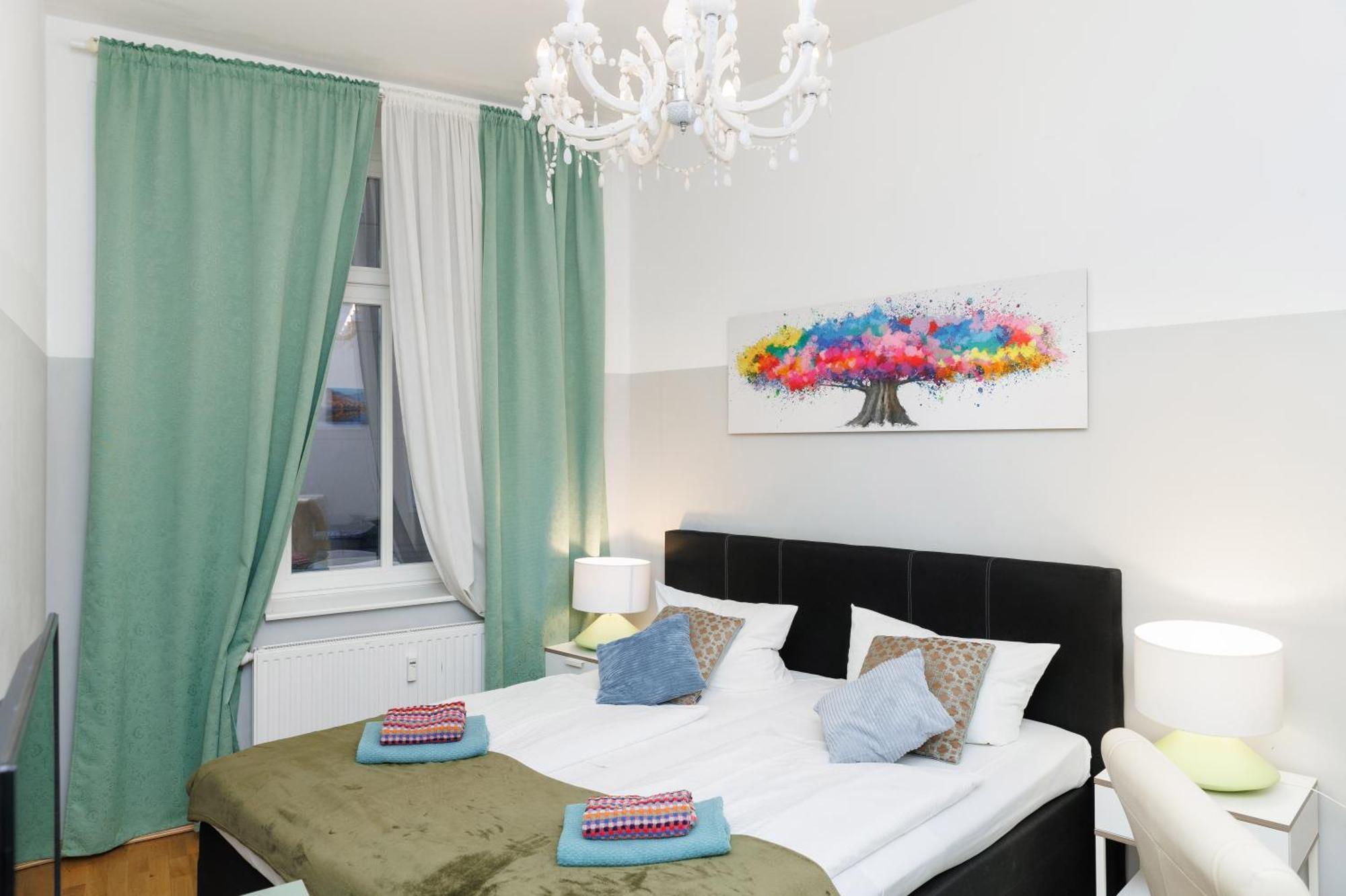 Grand Central Mitte Apartment Berlin Bagian luar foto