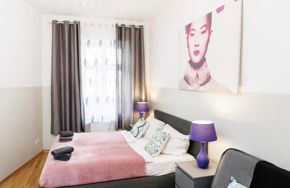 Grand Central Mitte Apartment Berlin Bagian luar foto