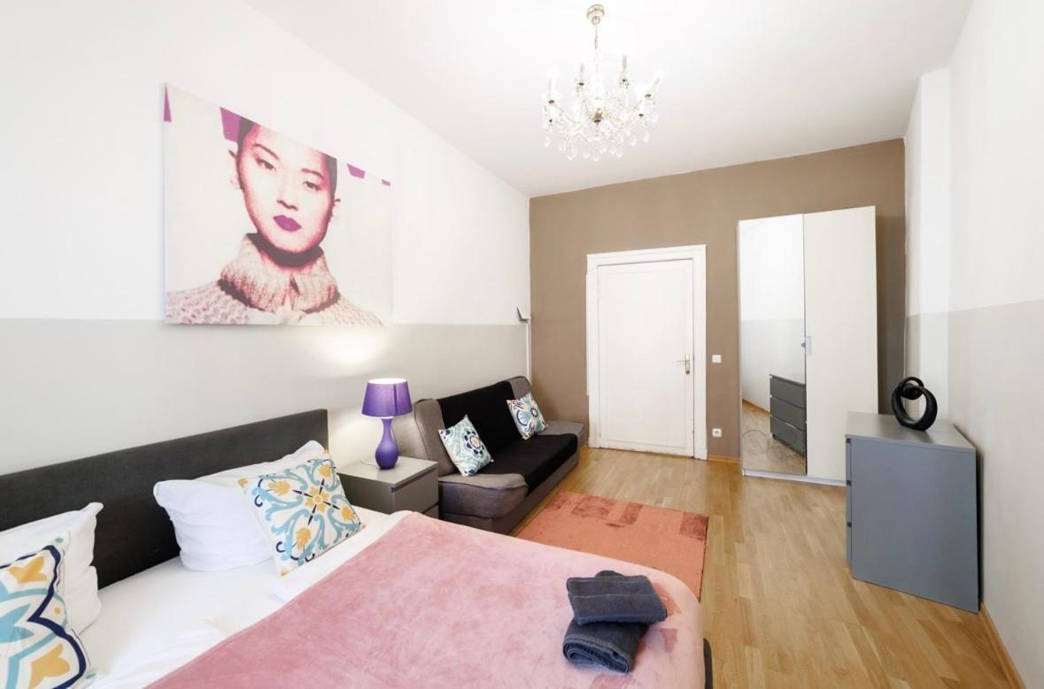 Grand Central Mitte Apartment Berlin Bagian luar foto