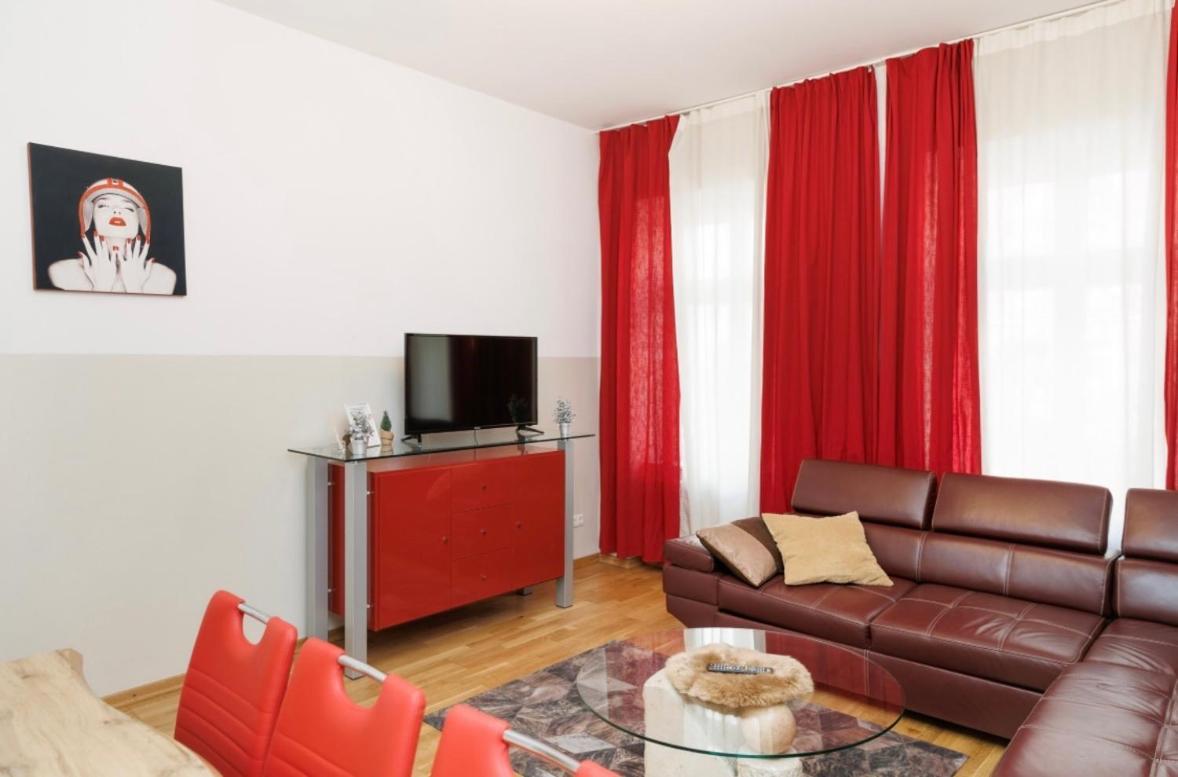 Grand Central Mitte Apartment Berlin Bagian luar foto