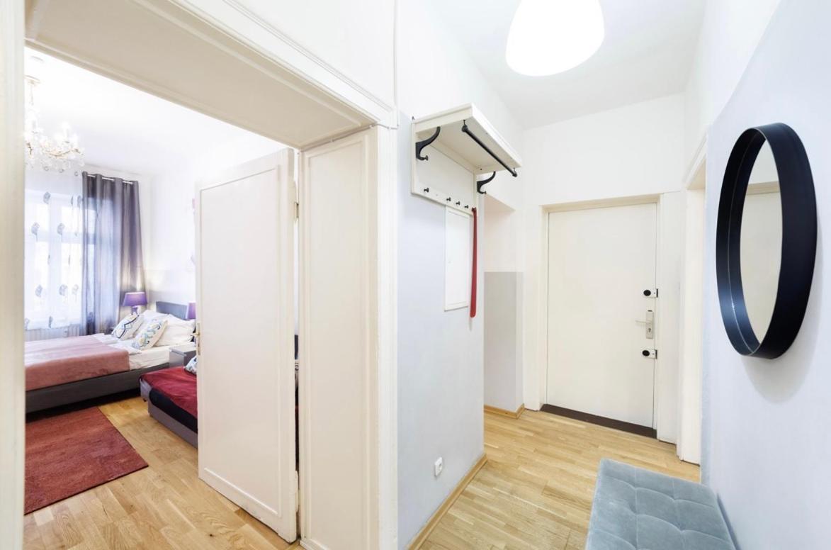 Grand Central Mitte Apartment Berlin Bagian luar foto
