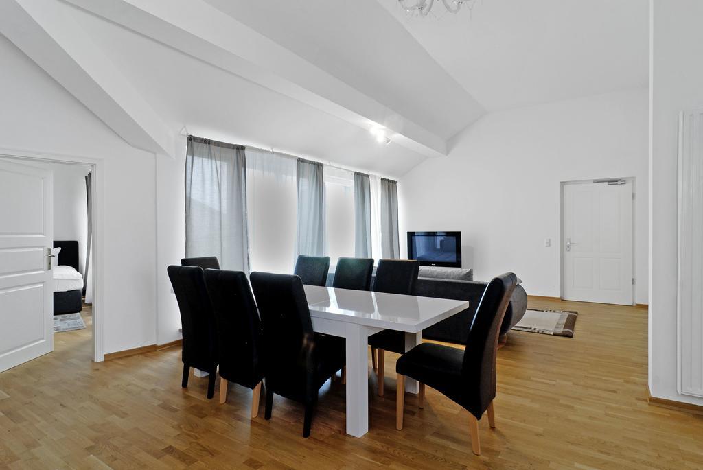 Grand Central Mitte Apartment Berlin Bagian luar foto